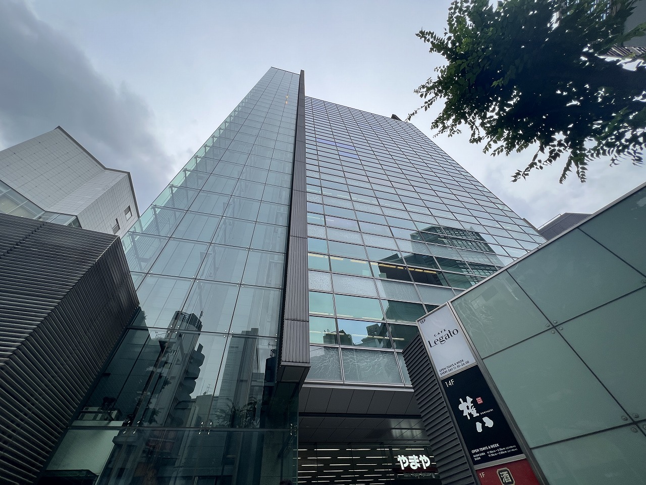 E・スペースタワー