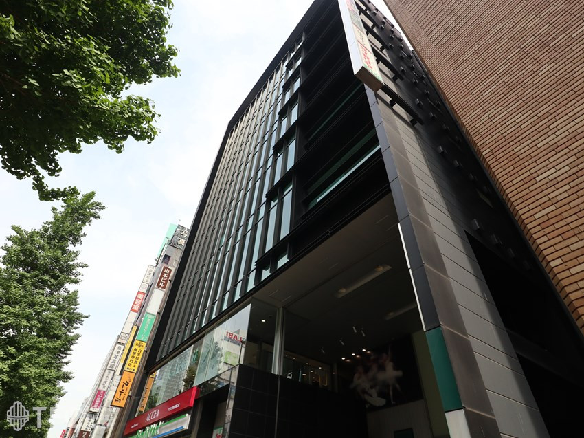 ラウンドクロス新宿