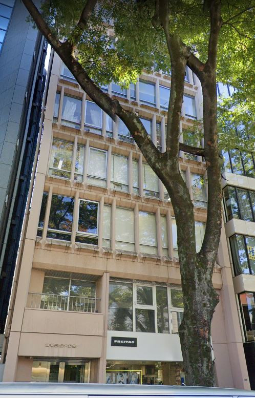 コマツローリエビル